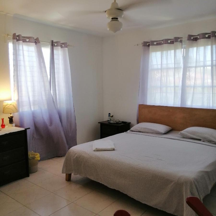 Posada Dilia Del Alba Santo Domingo Eksteriør billede